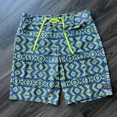 Under Armour Board Shorts Swim Trunks Men’s Size 32 Geometric Print EUC • $18.97