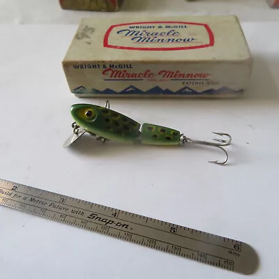 FISHING LURE  WRIGHT & McGILL JOINTED MIRACLE MINNOW NO. 472-J  GREEN  IN A BOX • $5.50