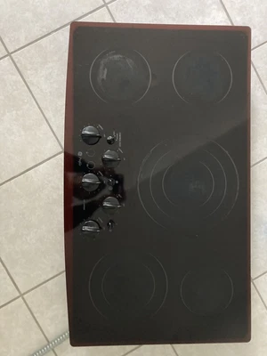 $250 • Buy GE  J P970B0K2BB 36  Black 5 Element Electric Cooktop GREAT CONDITION