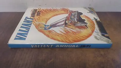 			Valiant Annual 1971 Various Fleetway 1970 Hardcover		 • £10.69