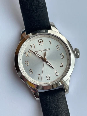 £199 • Buy Victorinox Swiss Army Women's Alliance XS Silver Dial Black Leather Strap In Box