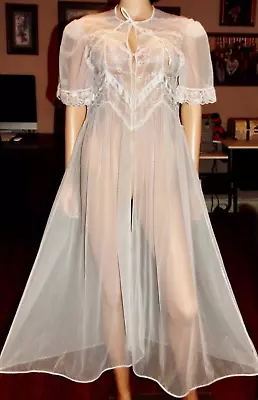 Vintage Long Chiffon & Lace  Trim Peignoir Or Nightgown Med-bust 38 • $24.99