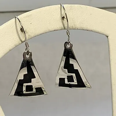 VTG Signed MEXICO 925 Sterling Silver BLACK ENAMEL INLAY EARRINGS Triangle Dangl • $24.95