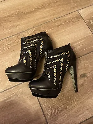 CJG Chloe Jade Green Heeled Shoe Boot Black Leather And Mesh With Gold- Size 3 • £15