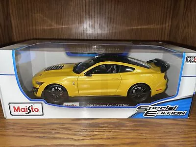 1:18 Diecast - 2020 Ford Mustang Shelby GT500 • $30