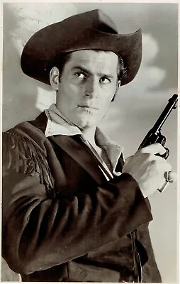 $18.88 • Buy 1957 Press Photo Actor Clint Walker, As Cheyenne Bodie, On TV Show  Cheyenne 