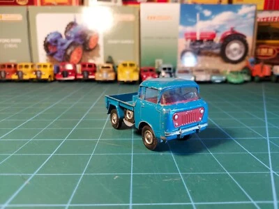 £10 • Buy Corgi - Jeep Fc-150 - 470
