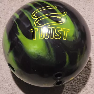 10 Lb Brunswick Twist Bowling Ball Neon Green Black • $34.99