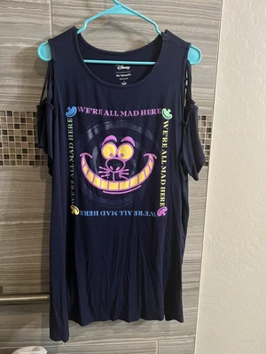 $16.20 • Buy Her Universe Disney Blue 1/2 Sleeve Alice In Wonderland/Cheshire Cat Size 4