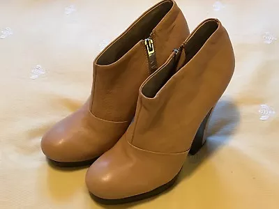 MATIKO Women's Wedge Leather Ankle BOOTIE Shoe Peach Beige Zip Sz 9 • $42.99