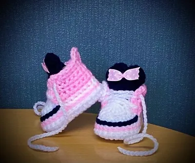 Crochet Baby Shoes Handmade Crochet Wool Baby Booties Sneakers Minnie  Mouse • £6.99