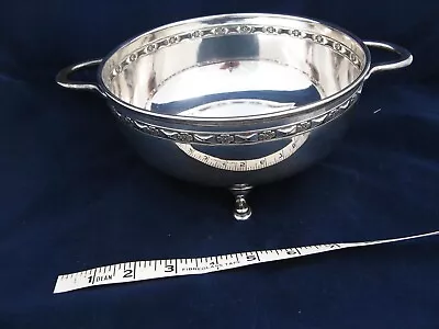 Vintage Silver Plated Walker & Hall Sheffield Fruit  Bowl • £20