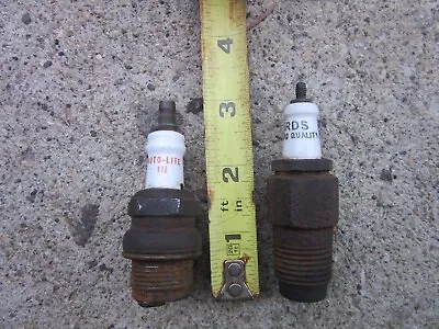 2 Antique Vintage Spark Plugs - Wards 1 Auto Lite T11 Collectible • $19.99