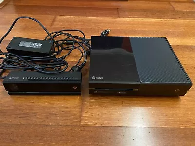 Microsoft Xbox One Console & Kinect Boxed Bundle (DVD Drive Does Not Work) • $200
