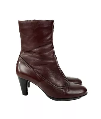 La Canadienne Burgundy Heeled Boots - Size 8.5 • $85