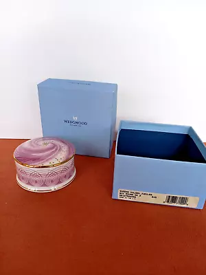 Wedgwood Eric Ravilious Queen Elizabeth Golden Jubilee Trinket Box • £35