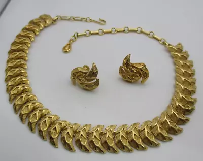 VTG Signed Coro Textured Gold Tone Choker Necklace & Earrings SET • $11