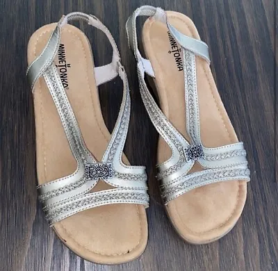 Minnetonka Gold Leather Sandals Womens 9W • $24