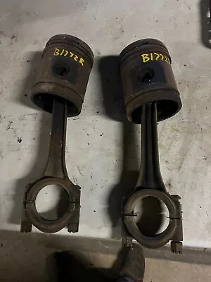 $169.99 • Buy Used John Deere B Tractor Piston Pair STD With Rings And Pins B1772R W/RODS