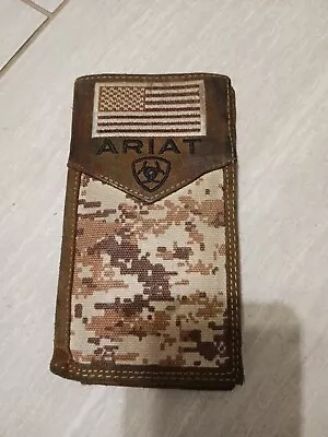 Ariat Men's Digital Brown Camo Rodeo Bifold Leather Wallet American Flag  • $26