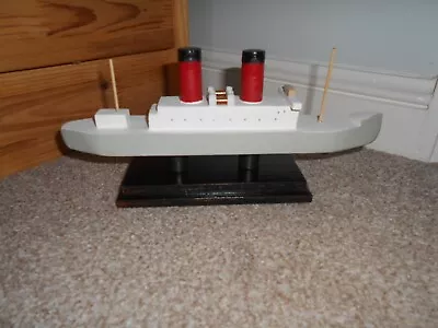 Stand Mounted Model Boat CARGO SHIP  Liner MODEL SHIP • £9.15