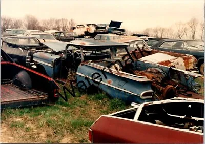 Junkyard Junk Rusty Old Vintage Automobile Car Found Photo 3.5x5  C9-3 • $5.50