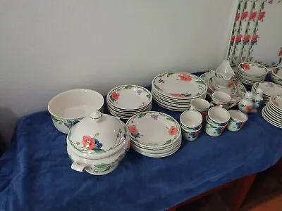 Villeroy & Boch 71 Pcs Amapola Dish Set #1748 • $650