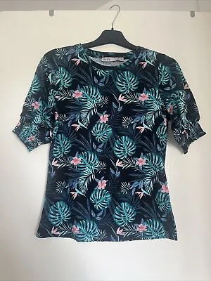 £0.99 • Buy Oasis Tropical Print T-shirt UK Size S