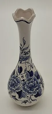 £9.95 • Buy Vicorzette Aguena Portuguese Blue And White Hand Painted Bud Vase