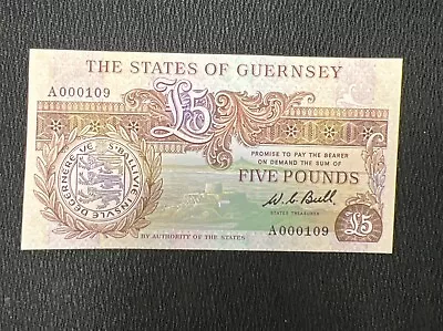 The States Of Guernsey Five Pounds Banknote - Uncirculated • $10.50