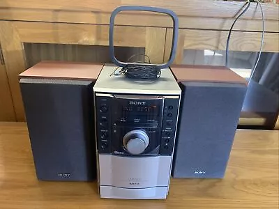 SONY CMT-EH10 Hi-Fi SYSTEM CD MP3 CASSETTE TAPE AUX RADIO SILVER TESTED • £45