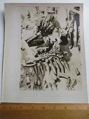 Viet Cong Chinese Communist Weapons 1966 Press Photo Vietnam  • $19.99