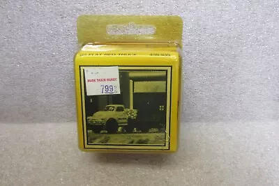 New Ho Scale Magnuson Models  1953 Flat Bed Truck Kit #439-935 • $5.89