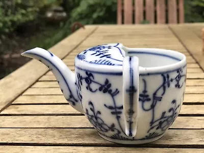 Antique German Porcelain Blue & White Onion Pattern Invalid Feeding Cup • £8