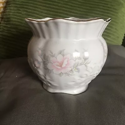£5.50 • Buy Vintage Maryleigh Pottery Plant Pot Floral Design Good Condition