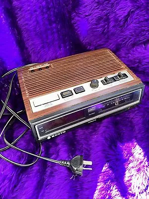 Vintage 1980s SANYO Am/Fm Clock Radio RM 5900  Radio Woodgrain Thermometer Sleep • $49.99