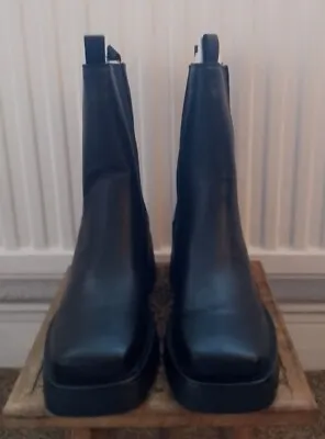 London Rebel Stylish And Modern Black Faux Leather Boots.Size UK 6 EU 39 ❤❤️❤️❤️ • £24.99