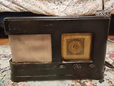 Crosley American Overseas Antique Radio Model 56TT • $15