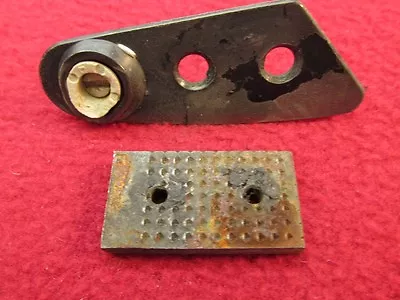 Oem 79 80 81 82 Corvette Vette Ttop Roof Front Lock Plate Alarm  • $39.95