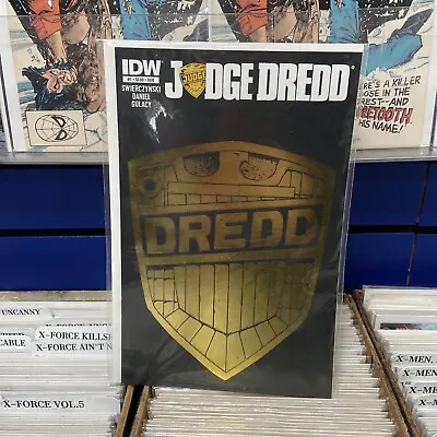 Judge Dredd #1 Nelson Daniel Subscription Gold Foil Variant IDW Bagged/boarded • $14.99