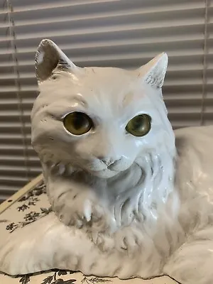 1983 Universal Statuary White Cat Statue • $65.99