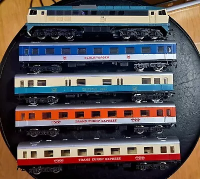  PIKO HO 1980's Vintage BR 130 Passenger Train Set Made In EAST GERMANY  • $120