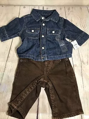 Baby Boys NWT Gap Jeans And Shirt Set-0-3M • $0.99