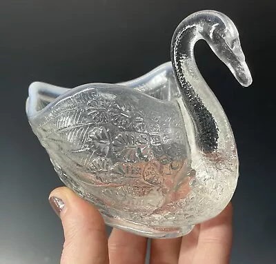 MCM Mid-Century Vintage Fenton Glass Swan Opalescent Candy Dish Bowl Nappy • $20