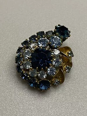 Vintage Signed AUSTRIA Blue Rhinestone Gold Tone Cluster Pin Brooch • $0.99