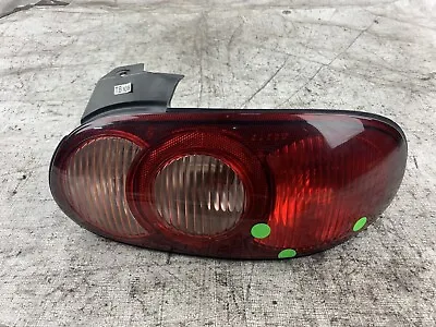 2001-2005 Mazda Miata Mx5 Oem Passenger Right Tail Light Assembly 01-05 *CRACK* • $80