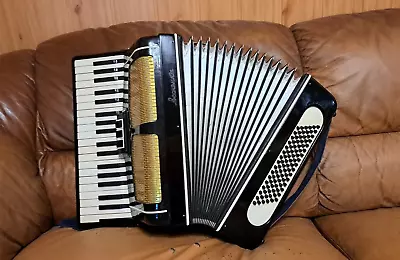 USSR / Button / Accordion Instrument / Ukraine / Vintage / 100 Basses/80 Basses • $280