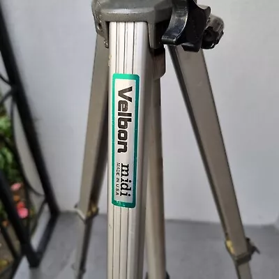 Velbon Midi Tripod • $10.49