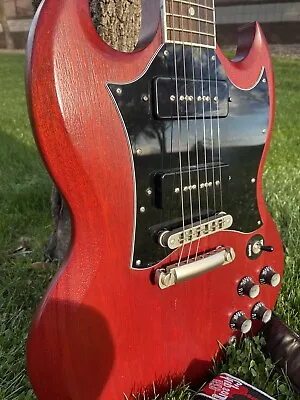 $1100 • Buy Gibson SG Classic W/ Wolfetone Mean/Meaner Pickups - Satin Cherry Mint Condition