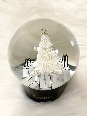 Authentic Chanel Snow Globe Large Limited Edition Valentine’s Day Birthday Gift • $340.22
